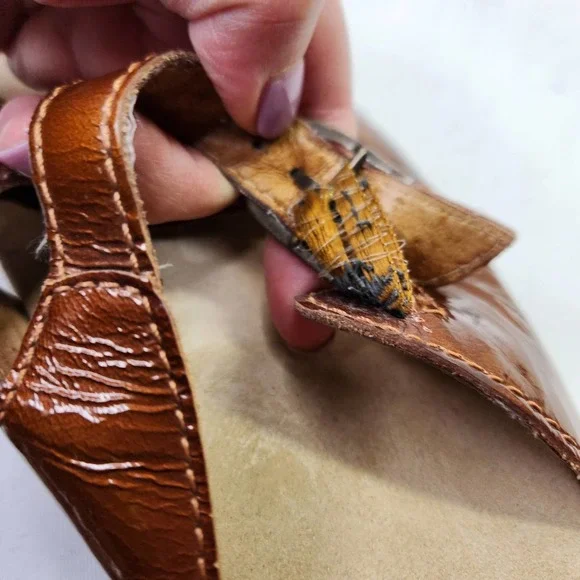 Dansko Sela Patent Leather Sandals Crisscross Strap Brown Size 39 US 8.5-9 - Picture 7 of 7